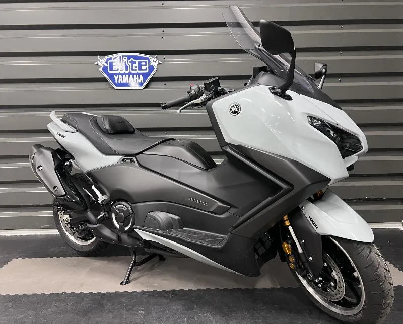 XP TMAX 560 TECH MAX