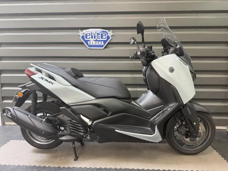 XMAX 125 TECH MAX