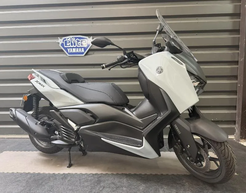XMAX 125 TECH MAX
