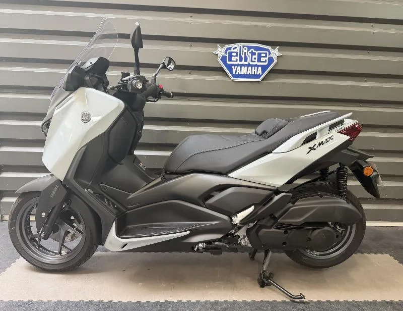 XMAX 125 TECH MAX