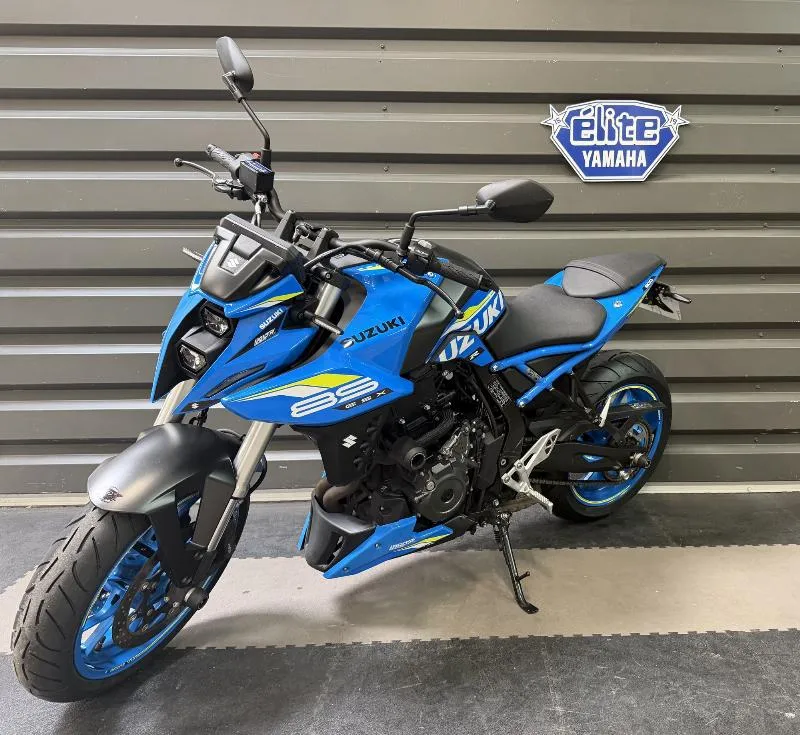 GSX8S