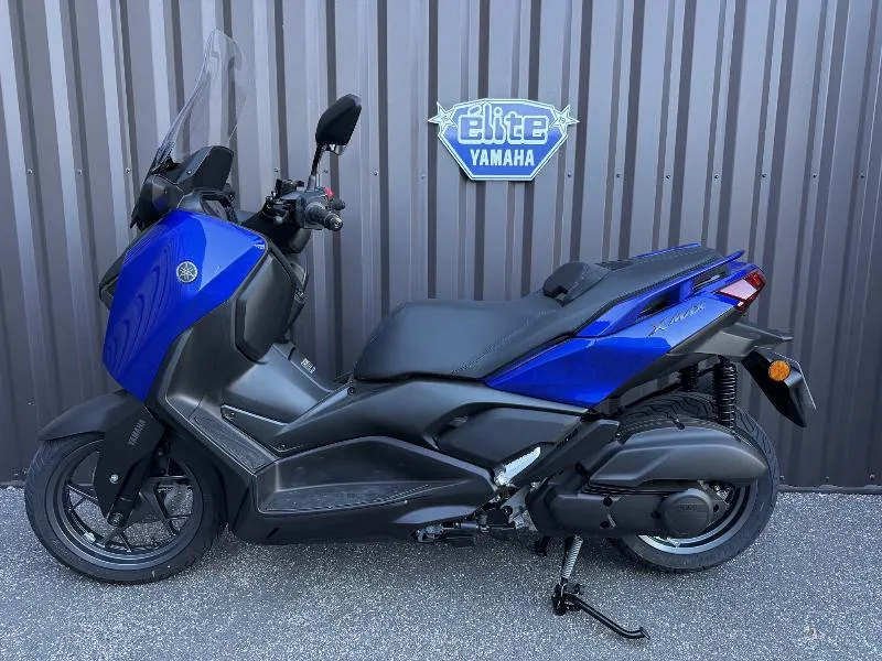 XMAX 125