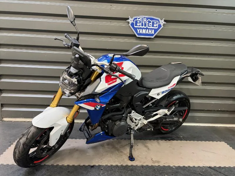 F 900 R