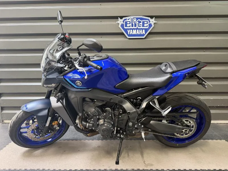 MT09