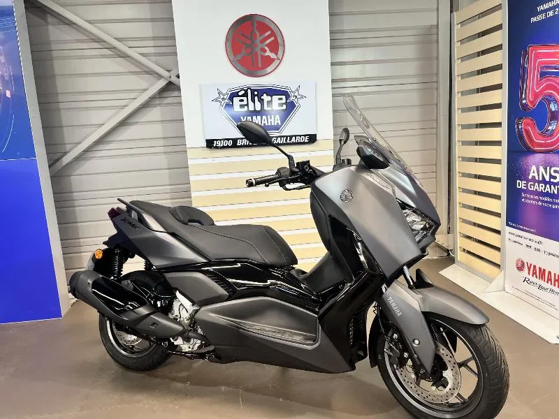 XMAX 300 Tech Max