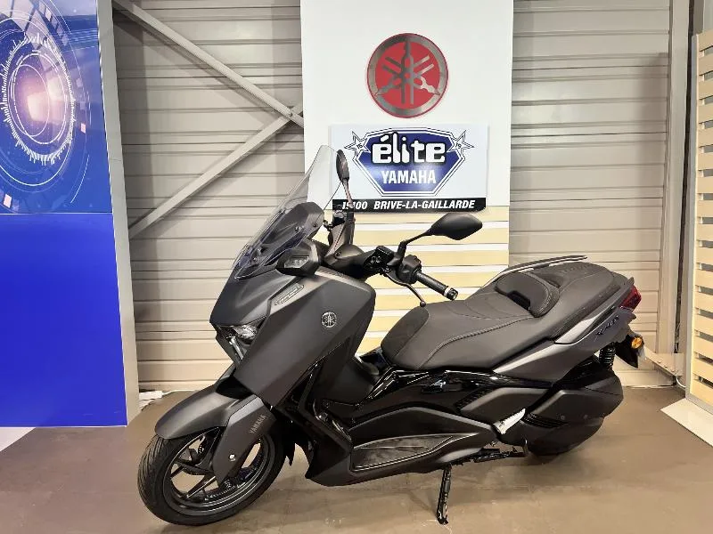 XMAX 300 Tech Max