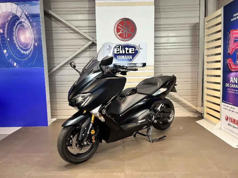 XP TMAX 530
