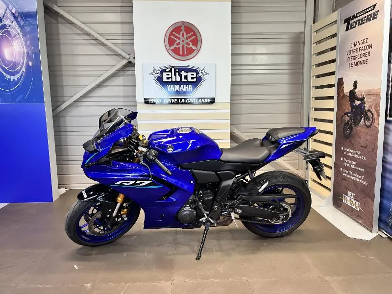 YZFR7
