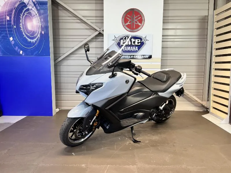 XP TMAX 560 TECH MAX