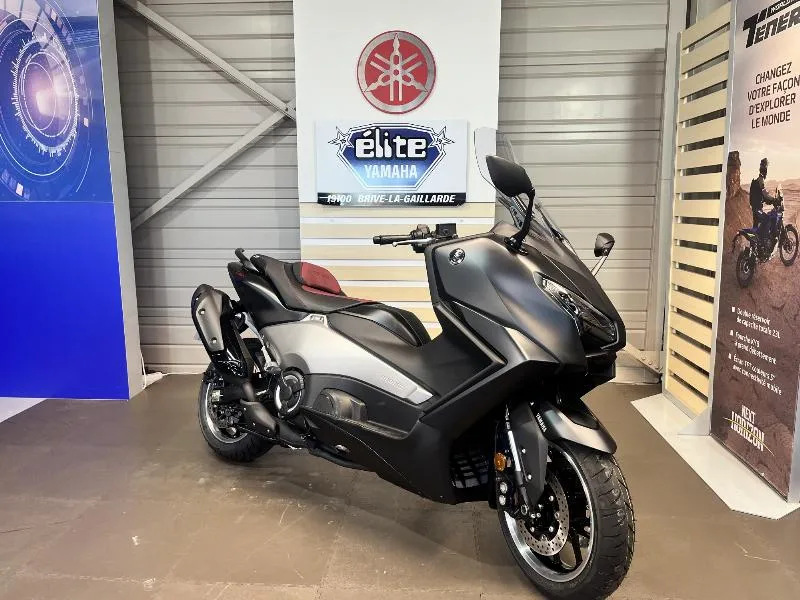 XP TMAX 560