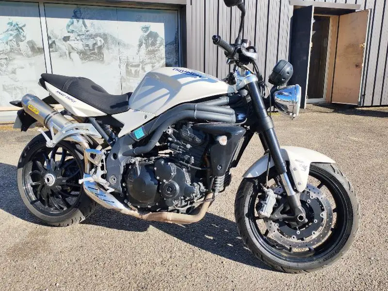 SPEED TRIPLE 1050 2009
