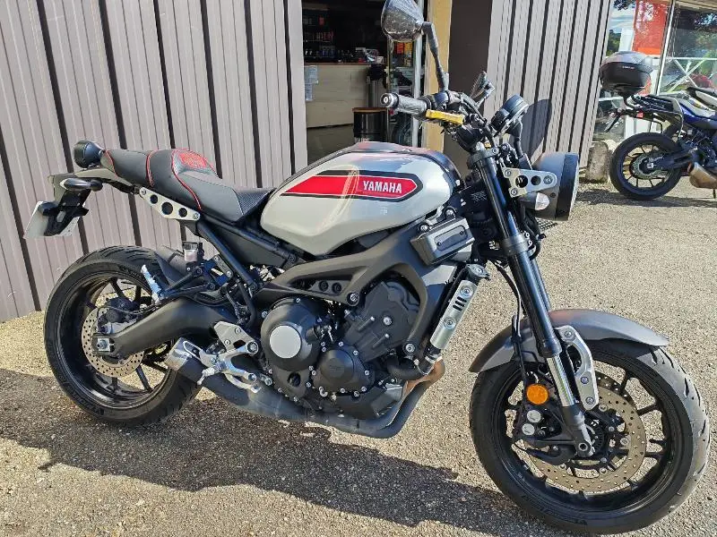 XSR 900