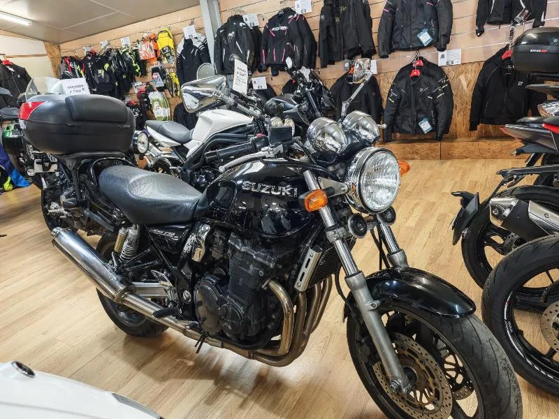 INAZUMA 750