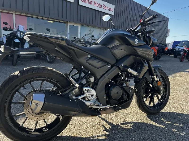 MT125 ABS