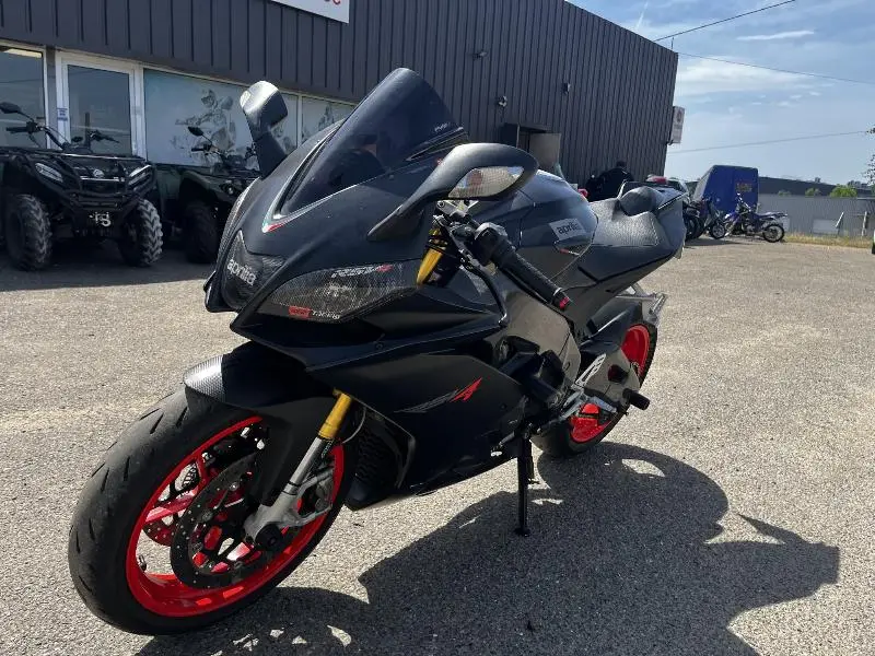 RSV4 1000