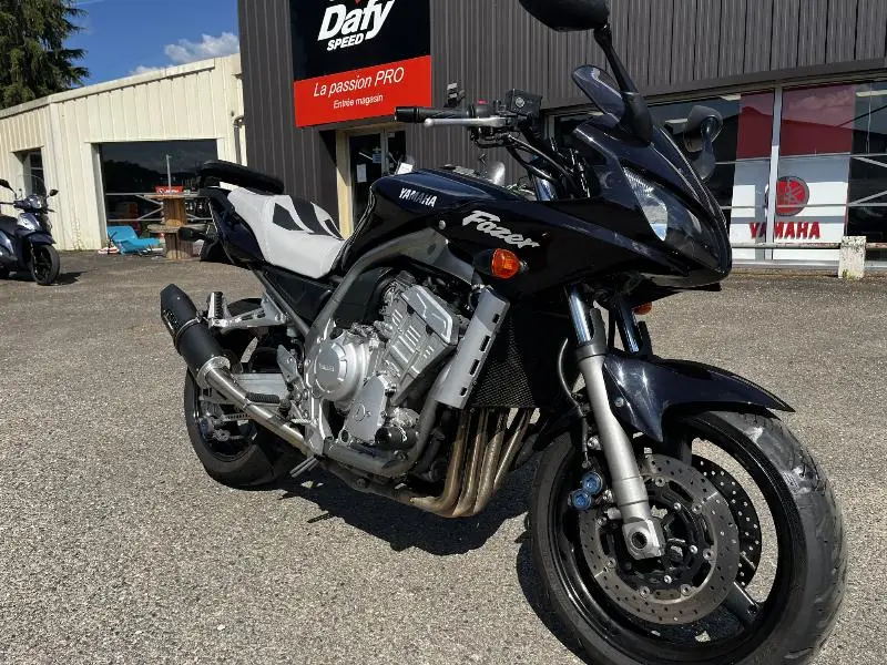 FAZER 1000