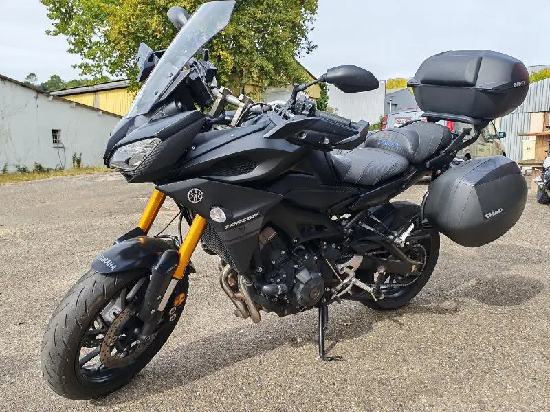 TRACER 900