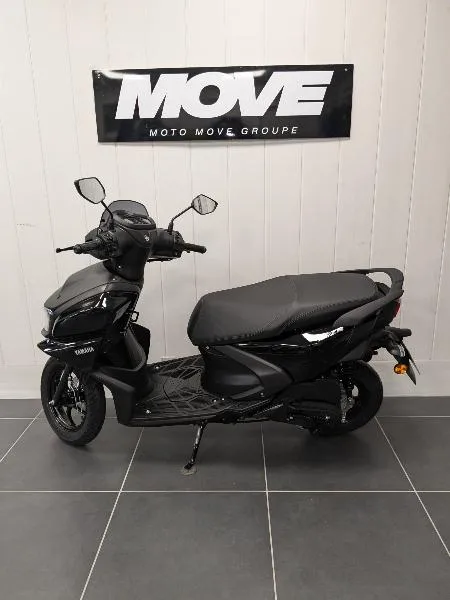 RayZR 125
