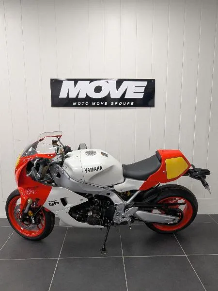 XSR 900 GP