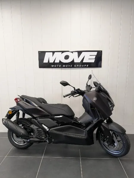 XMAX 125 TECH MAX