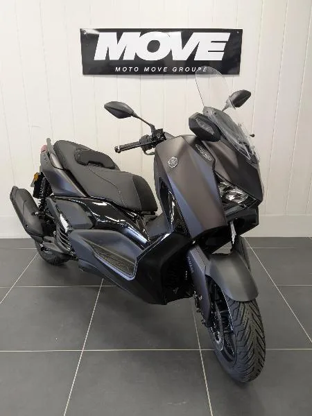 XMAX 125 TECH MAX