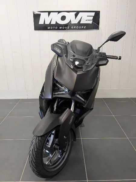 XMAX 125 TECH MAX