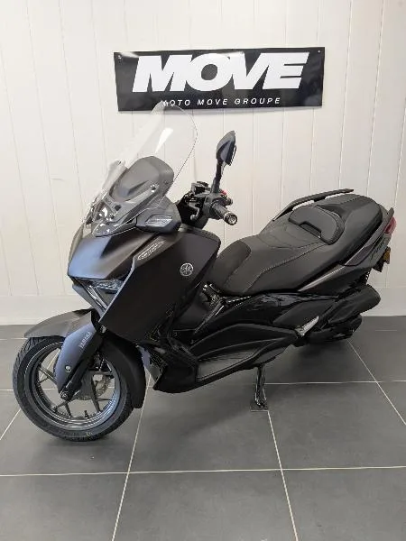 XMAX 125 TECH MAX