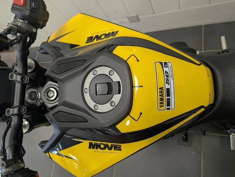 MT09