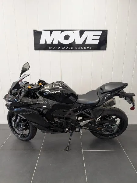 ZX4R