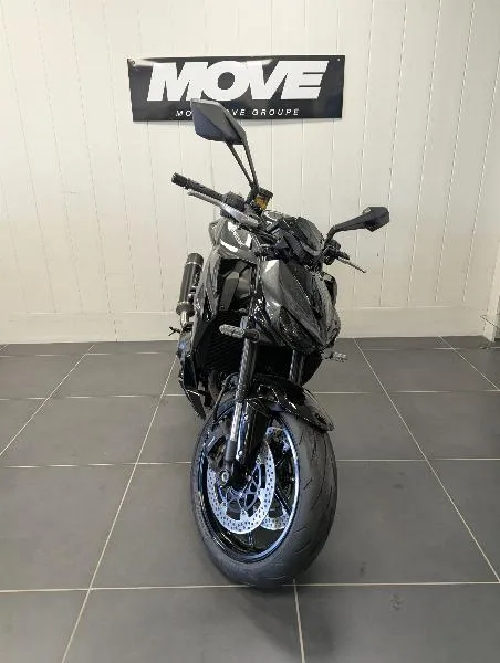 Z 1100