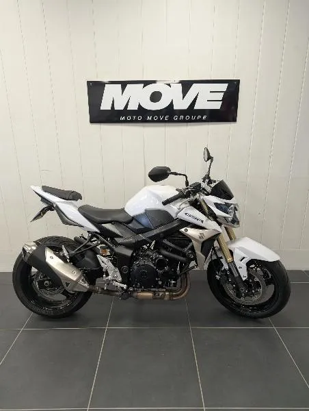 GSR 750 2011