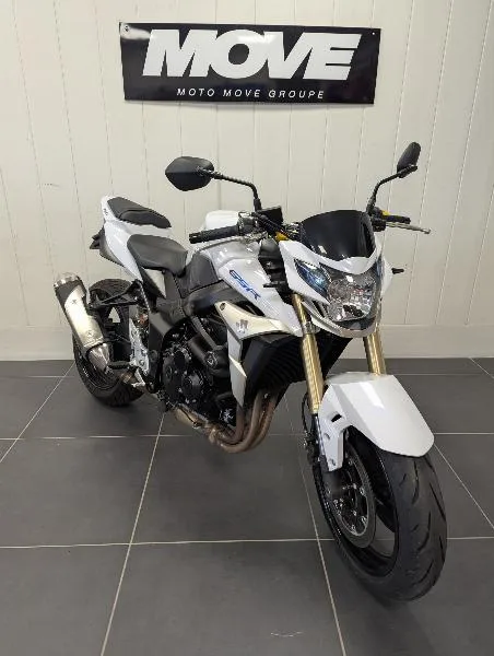 GSR 750