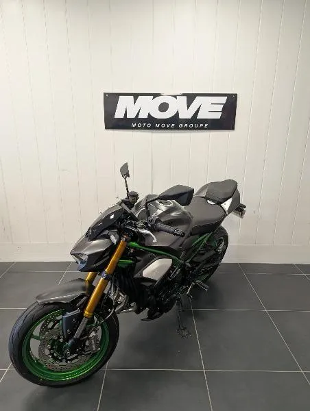 Z 900