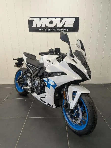 GSX8R