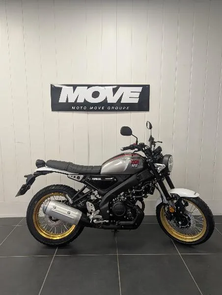 XSR 125 Legacy