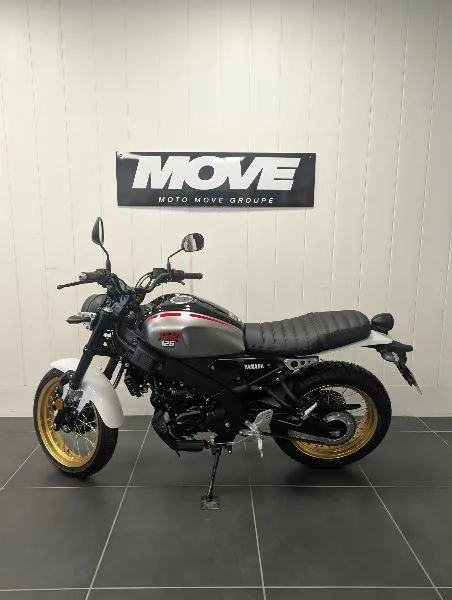 XSR 125 Legacy