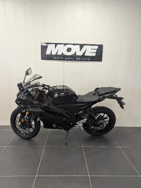 YZFR 125