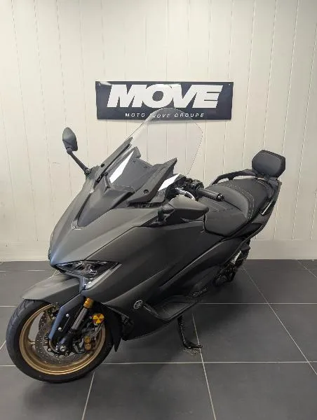 XP TMAX 560 TECH MAX