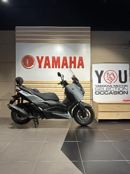 XMAX 125 TECH MAX