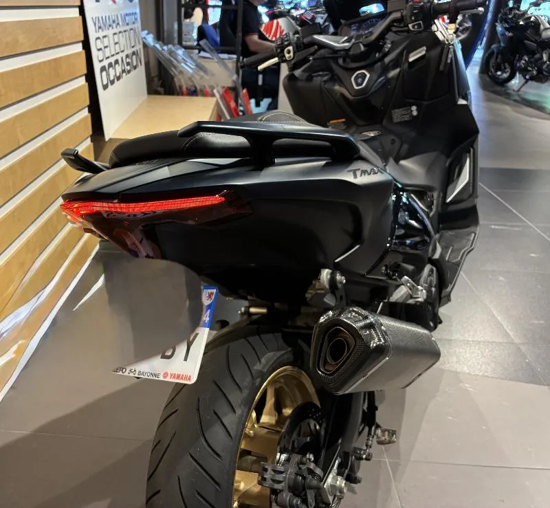 XP TMAX 560 TECH MAX