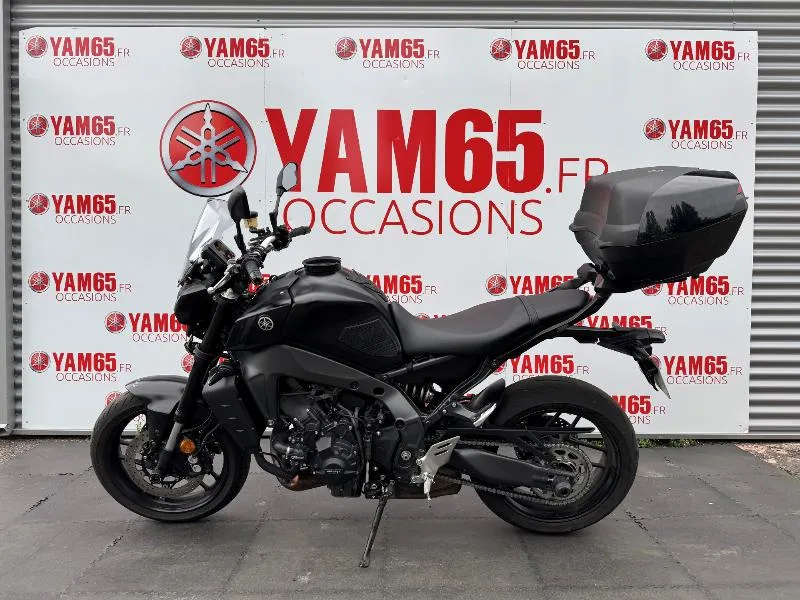 MT09