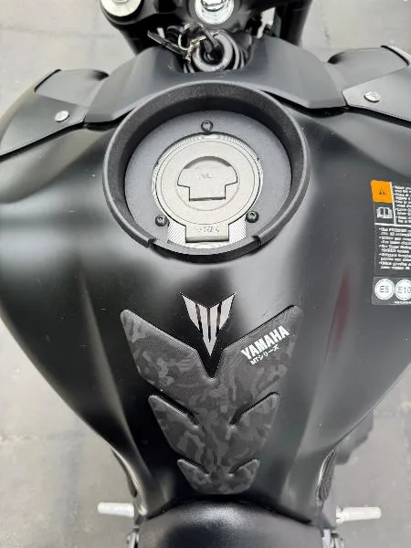 MT09