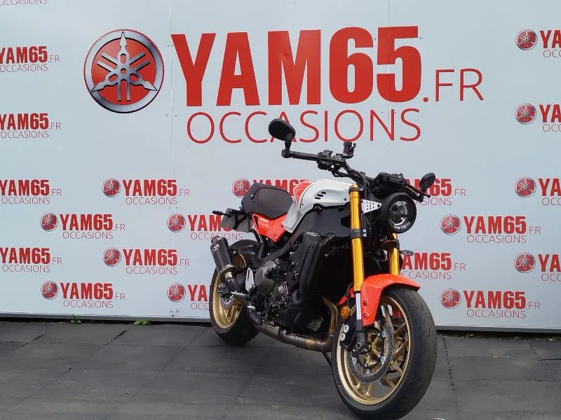 XSR 900