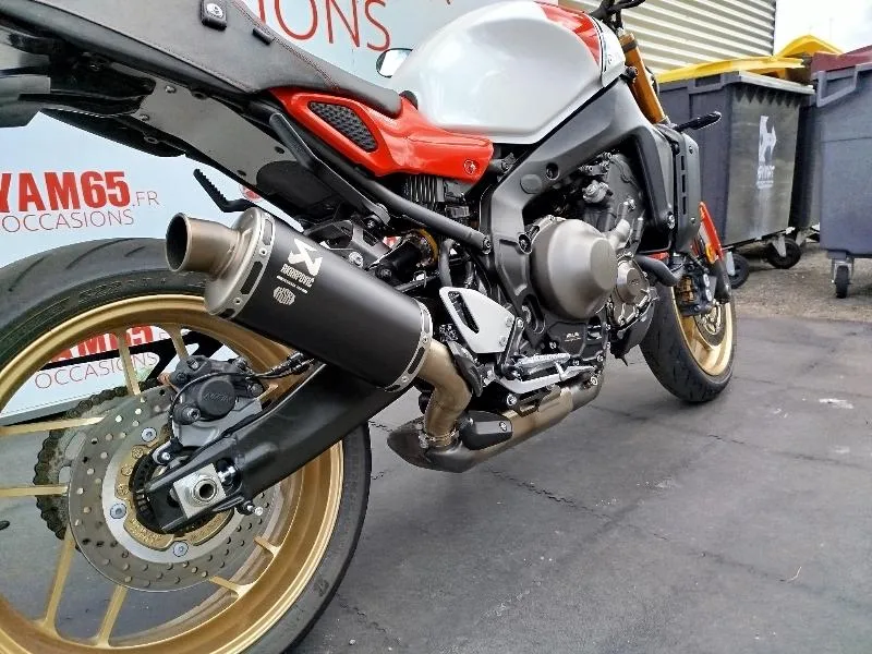 XSR 900