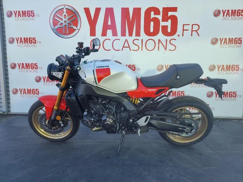 XSR 900