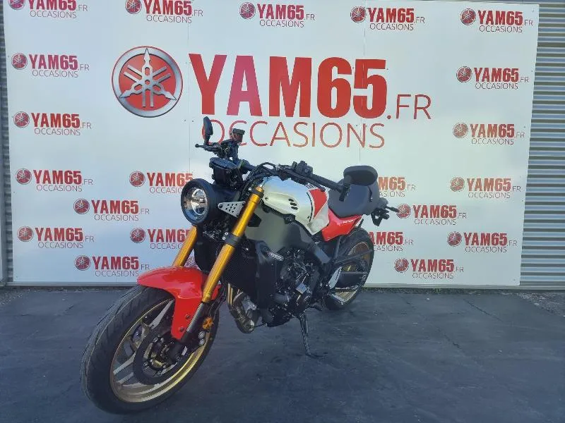 XSR 900