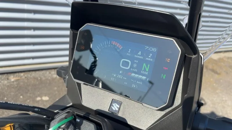 DL VSTROM 800DE