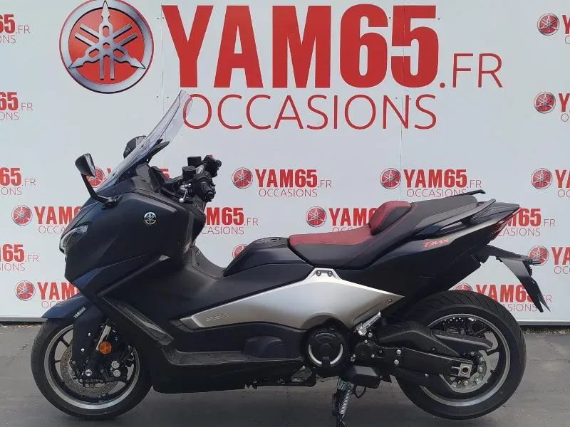 XP TMAX 560