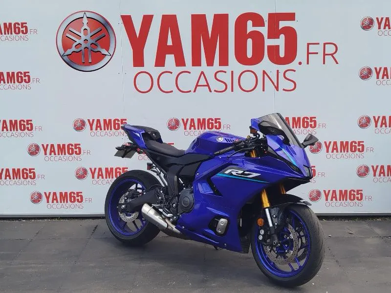 YZFR7