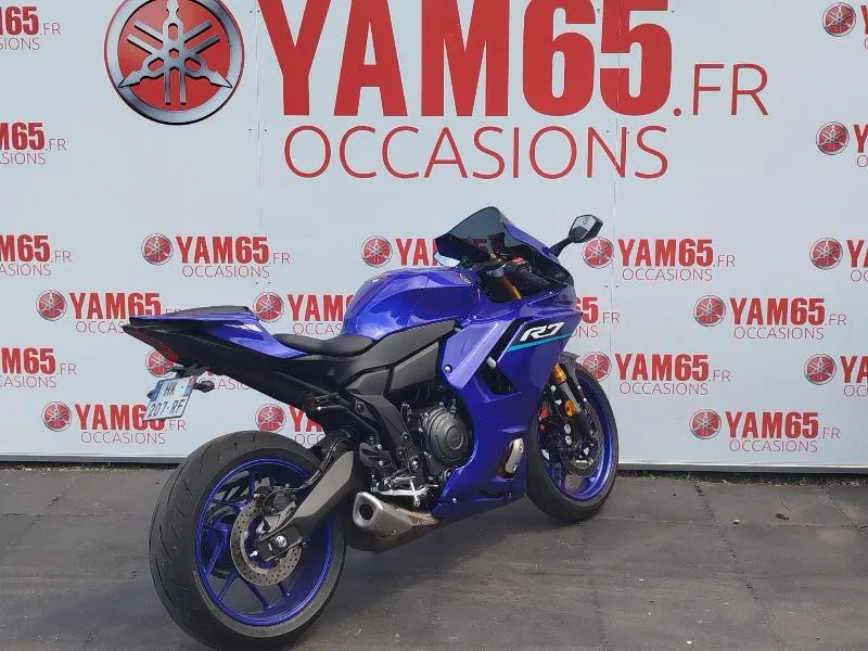 YZFR7